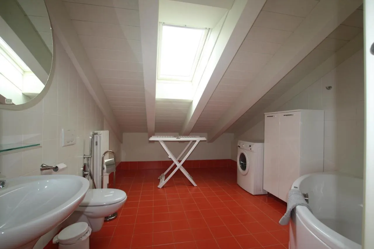 Ferienwohnung New Moon Tremezzo 0*,  Italien